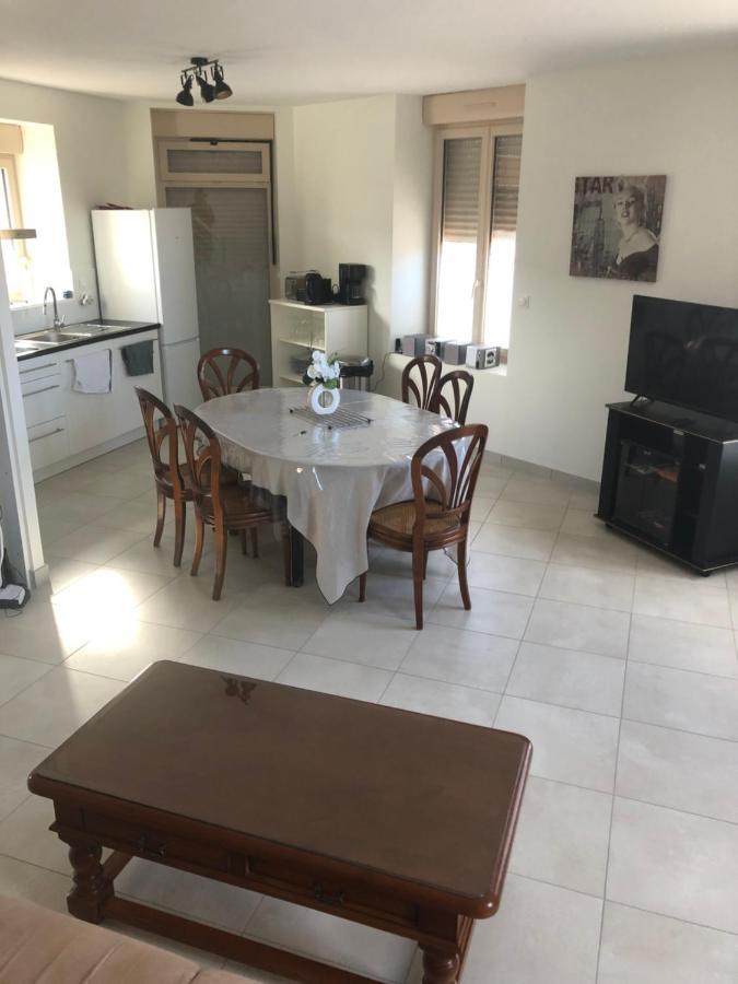 Residence Merlin Appartement Arthur Saint-Malon-sur-Mel Экстерьер фото