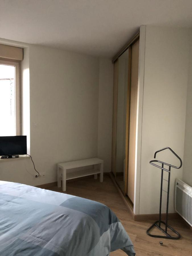 Residence Merlin Appartement Arthur Saint-Malon-sur-Mel Экстерьер фото